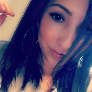 Meet your Posher, Jocelyn